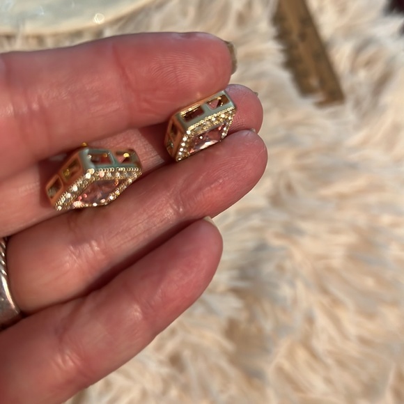 PINK ICE AND ZIRCON GLAMORUS EARRINGS - Picture 7 of 8